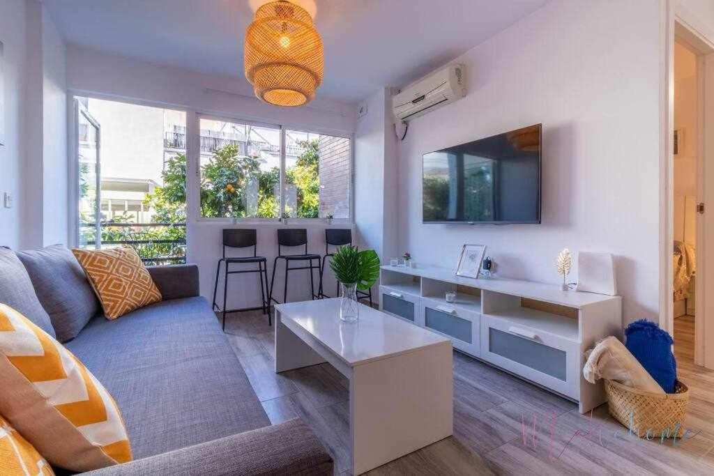 Apartamento 1 En Estadio Sevilla 6 Plazas Y Metro Kültér fotó