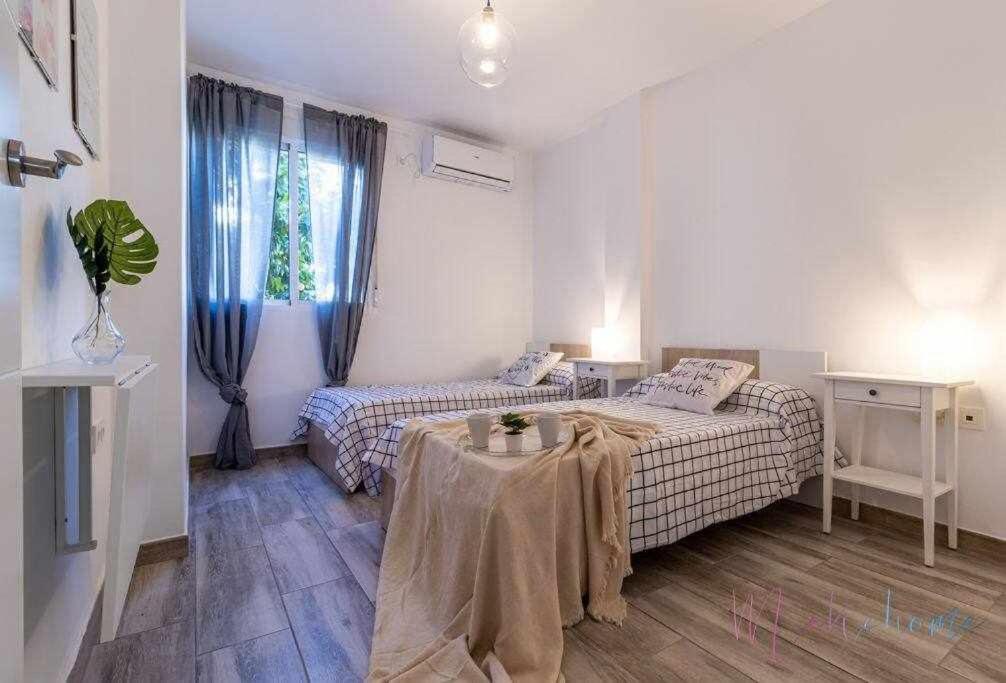 Apartamento 1 En Estadio Sevilla 6 Plazas Y Metro Kültér fotó